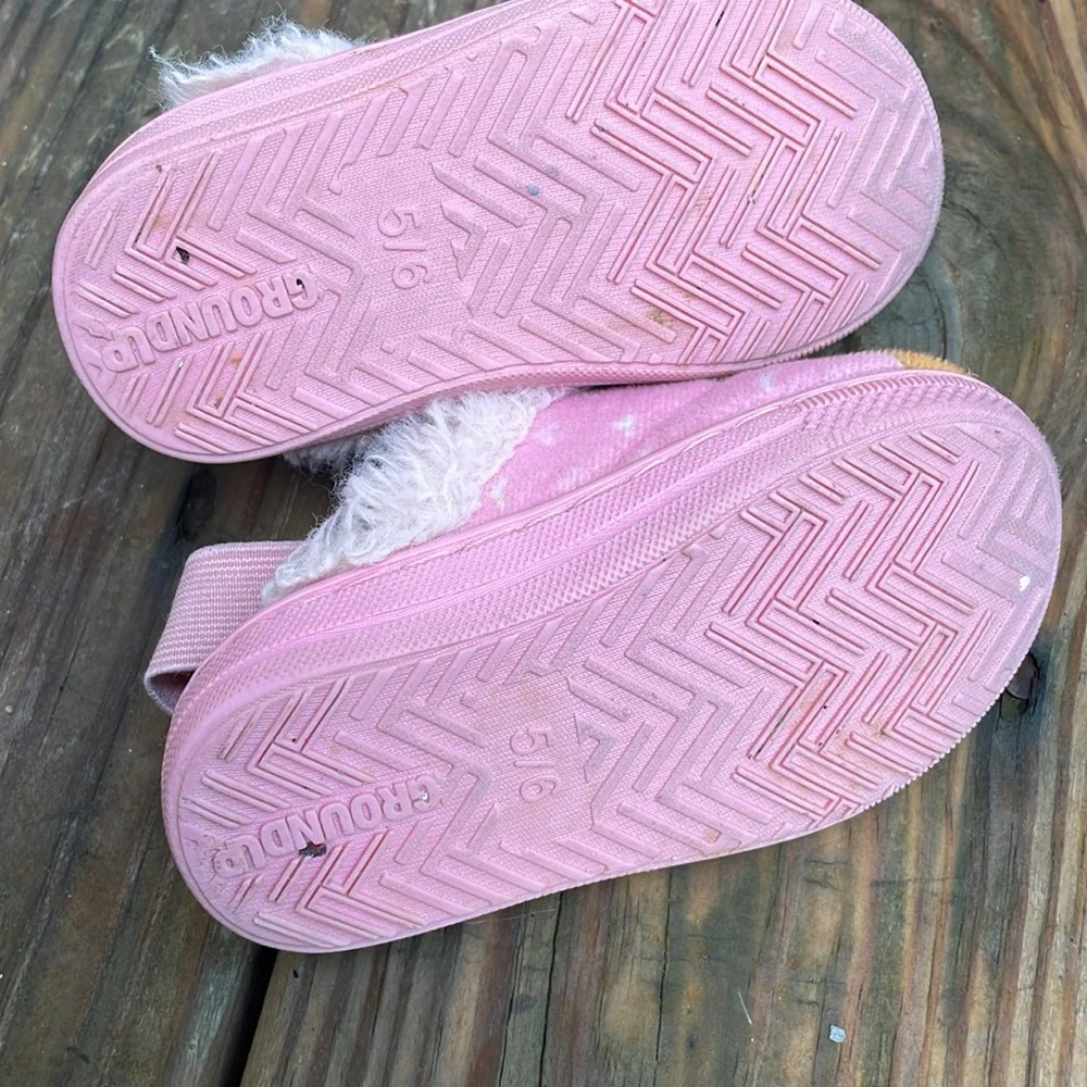 Disney Princess Pink Slippers Size 5/6